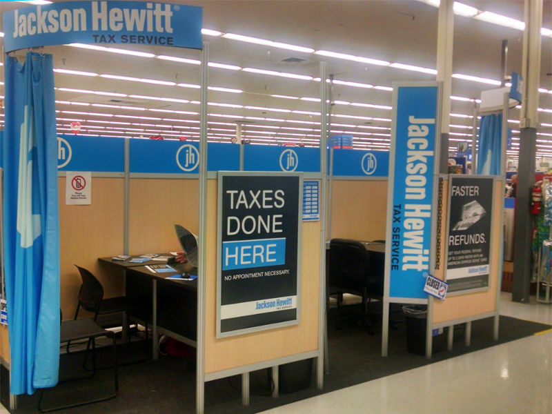 Inside Walmart
Plank Road Commons
Altoona, PA 16601